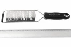 Microplane - Râpe à Gros Grains Gourmet 7 Microplane - Râpe à Gros Grains Gourmet -Cuisine Couteaux Magasin KT3049 03 microplane rasp kt3049 d3