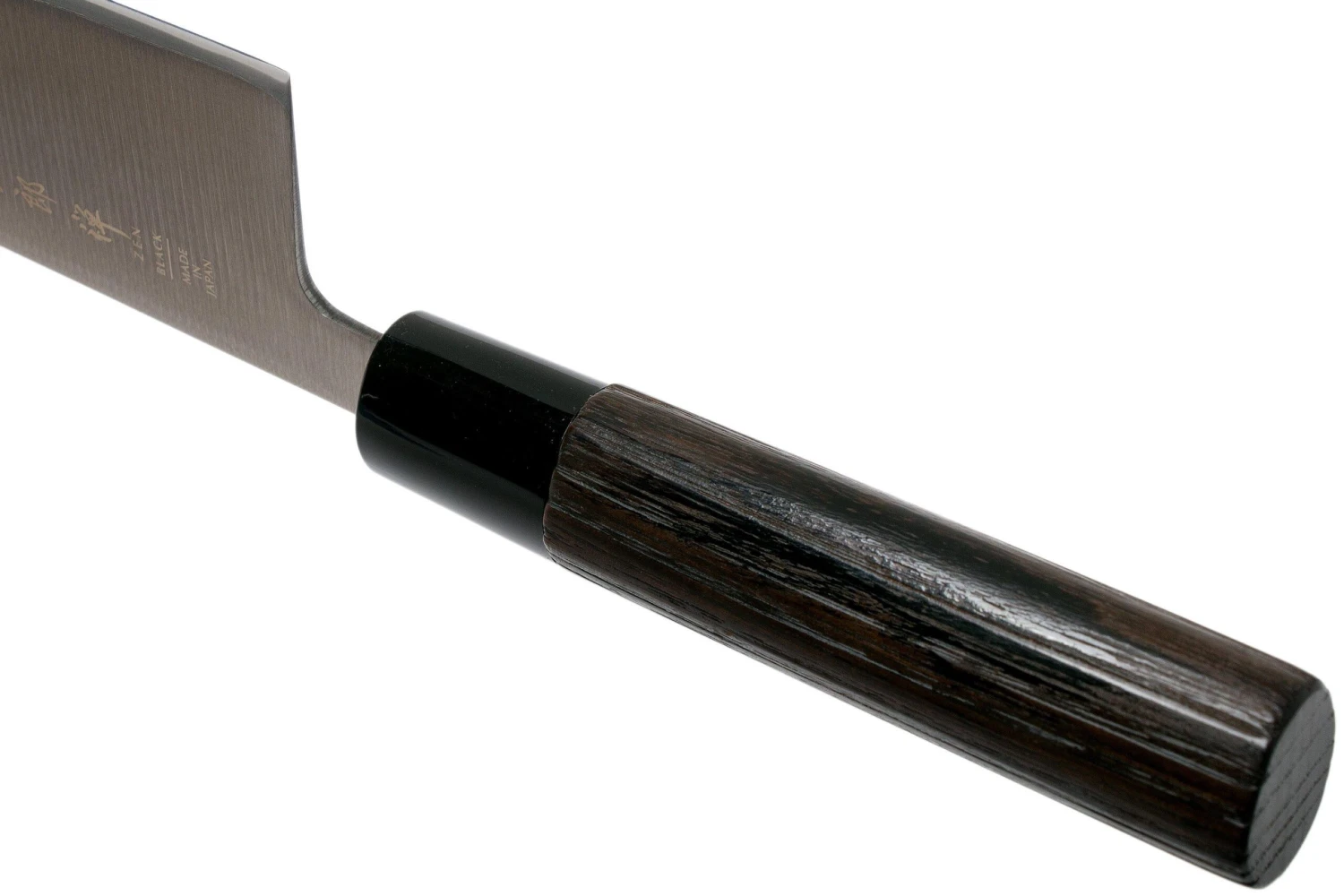 Tojiro Zen Black Santoku 16,5 Cm, FD-1567 6 Tojiro Zen Black Santoku 16,5 Cm, FD-1567 – Image 4