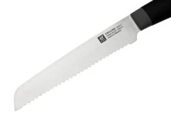 Zwilling Now S 1009648 Couteau Universel Dentelé, 13 Cm 9 Zwilling Now S 1009648 Couteau Universel Dentelé, 13 Cm -Cuisine Couteaux Magasin ZW1009648 03 zwilling