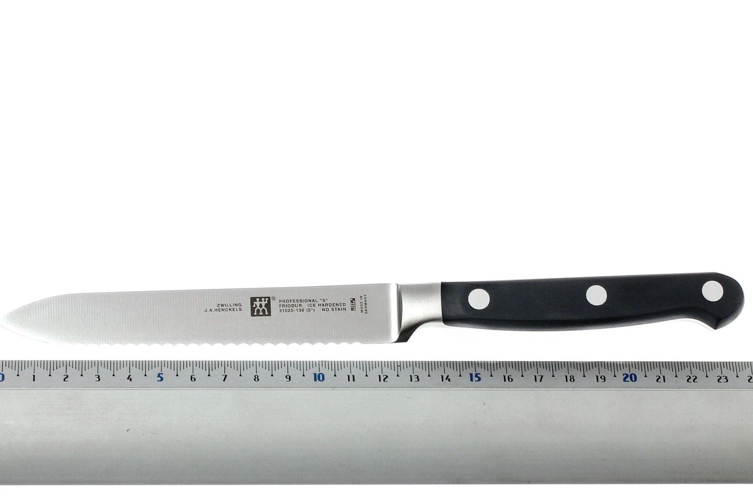 Zwilling - Professional « S » Couteau Universel 13 Cm 6 Zwilling - Professional « S » Couteau Universel 13 Cm – Image 4